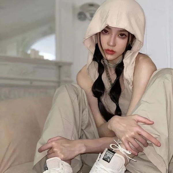 女孩向前走 在线观看